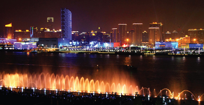 连云港市星海湖公园大型音乐喷泉